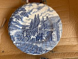 Assiettes bleues décor cheval