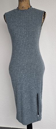 Geripptes Strickkleid Gr. 36/S