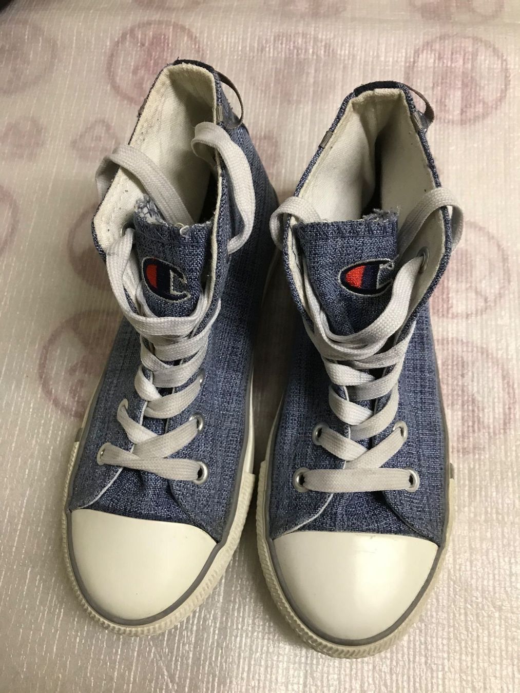 Scarpe per ragazzi: 6  paar Kinderschuhe grösse 32 – Usato da Thun venduto da jeff070 6