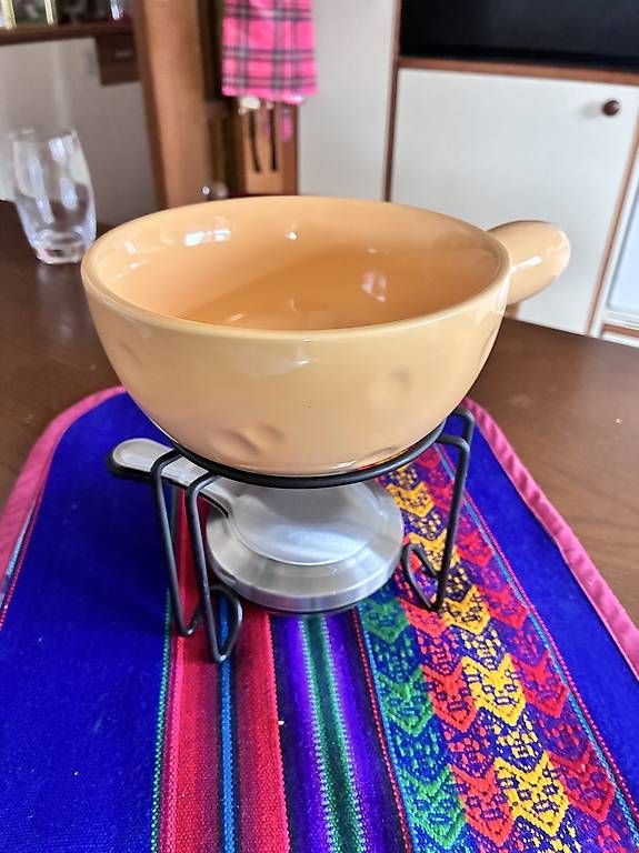 Küchengeräte: Fondue caquelon klein – Gebraucht aus Steinach von cgo_29jv