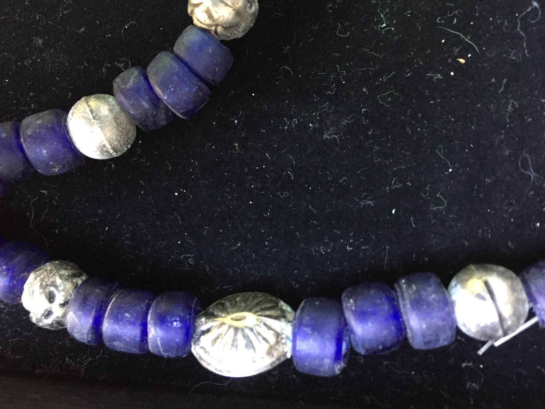 Colliers: HALSKETTE – D'occasion à Forch par ESELSTEIN 1
