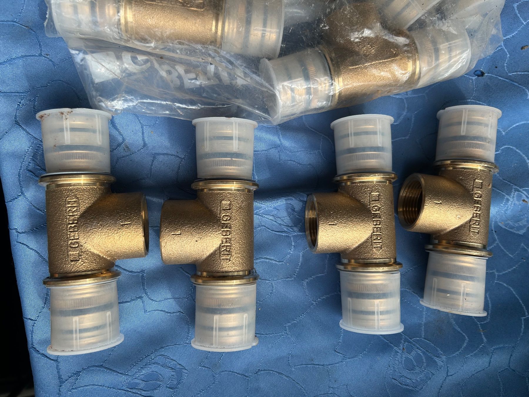Sanitari: Sanitärrohfittings – Usato da Basel venduto da Krisztina.na 4