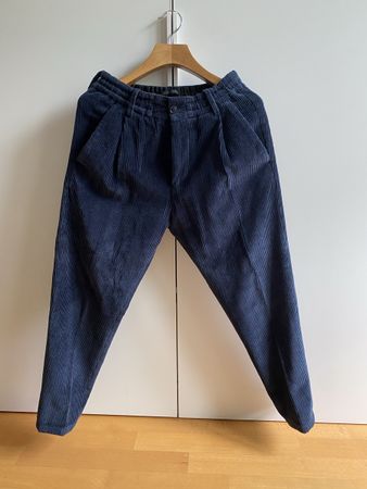 Cordhose (Drykorn) dunkelblau Grösse 30/32 guter Zustand