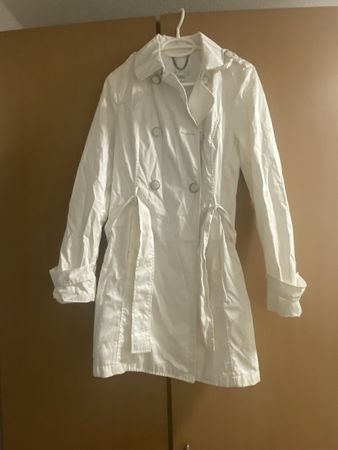 AMISU Trenchcoat Weiss Grösse 38 sehr guter Zustand