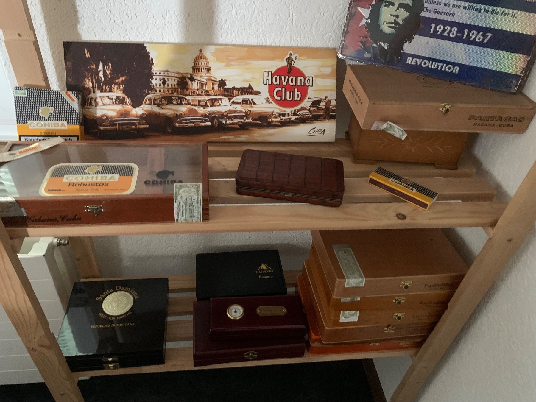 Tutte le decorazioni: Cigarrensammlung aus Räumung – Usato da Aarburg venduto da Ricardolager 2