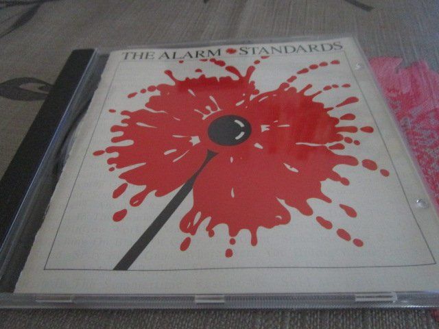 CDs: The Alarm - Standards CD – D'occasion à Olten par Disc-Ausverkauf