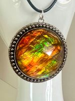 Mystischer Vintage-Anhänger | Amolith-Optik & Feuerfarben