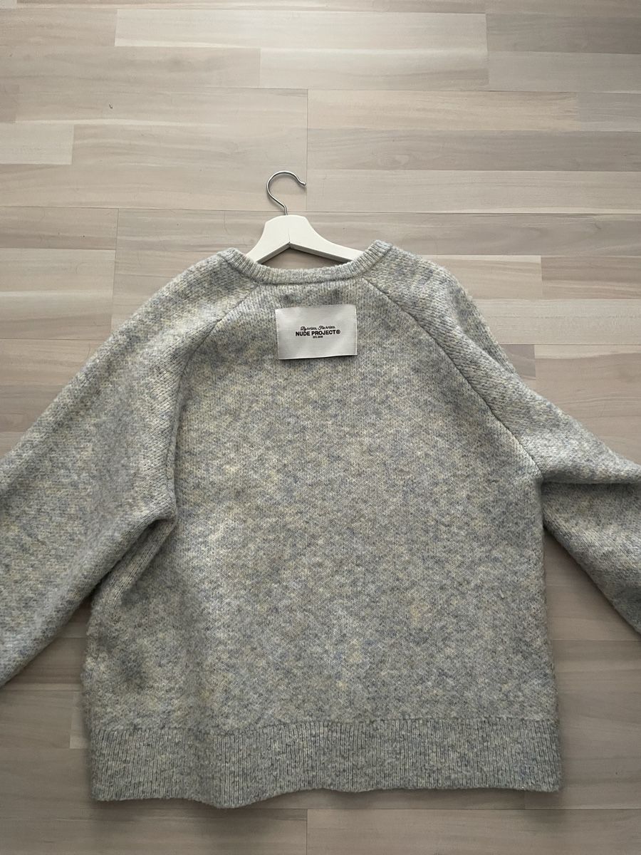 Pullover & Sweatshirts: Pullover grau Grösse L guter Zustand – Neu und originalverpackt aus Seewis Dorf von san_zn7q