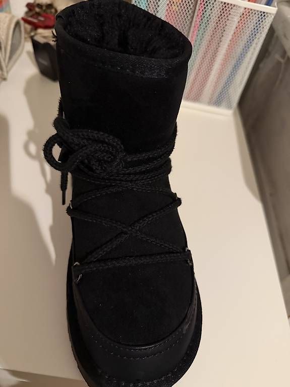 Scarpe da donna: Winterboots Grösse 37 schwarz – Usato da Pratteln venduto da melanievik 4