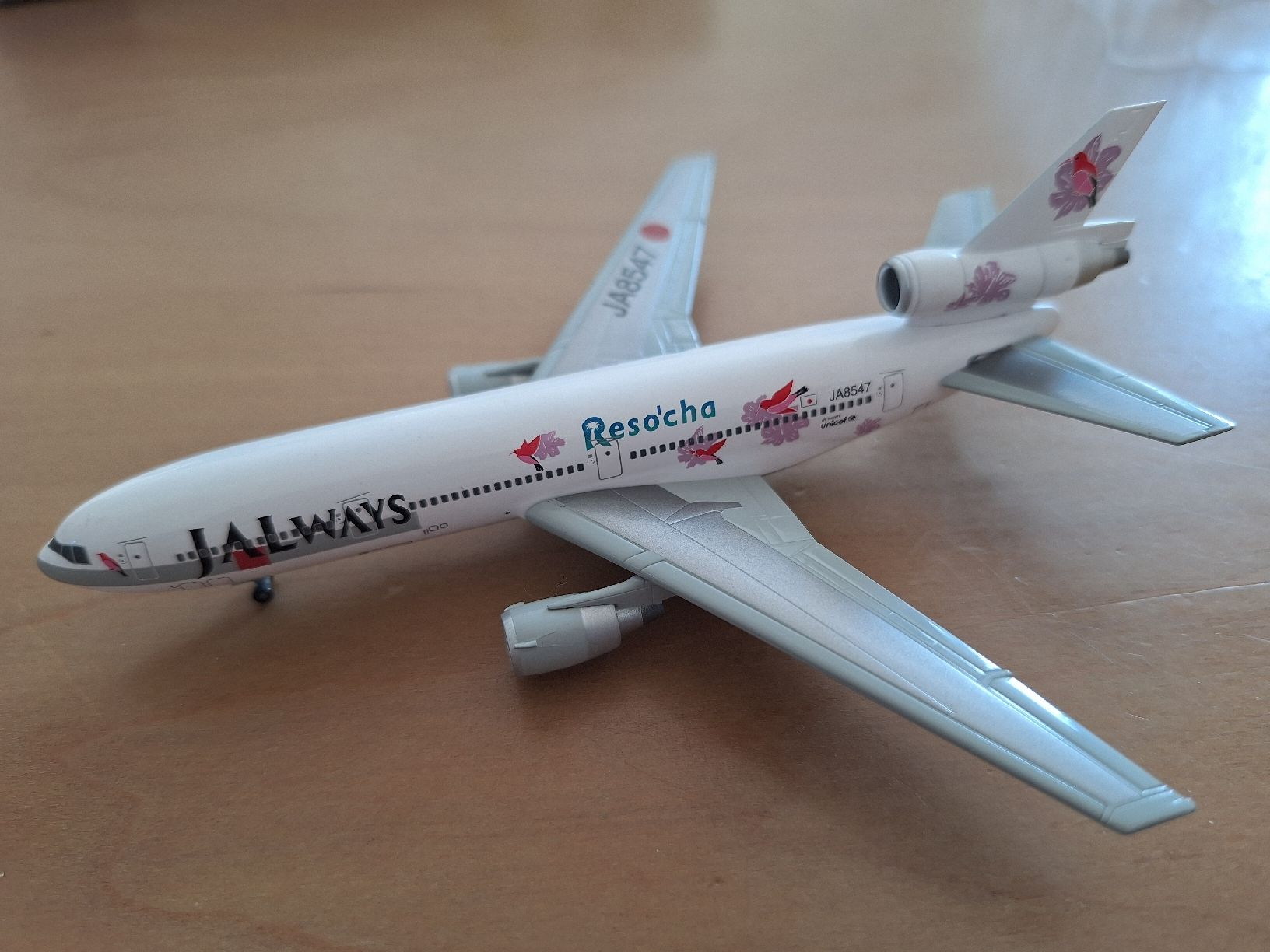 Kits de montage: JALWAYS DC-10 Reso`cha JA8547 1:400  – D'occasion à Sargans par nicsam1815 1