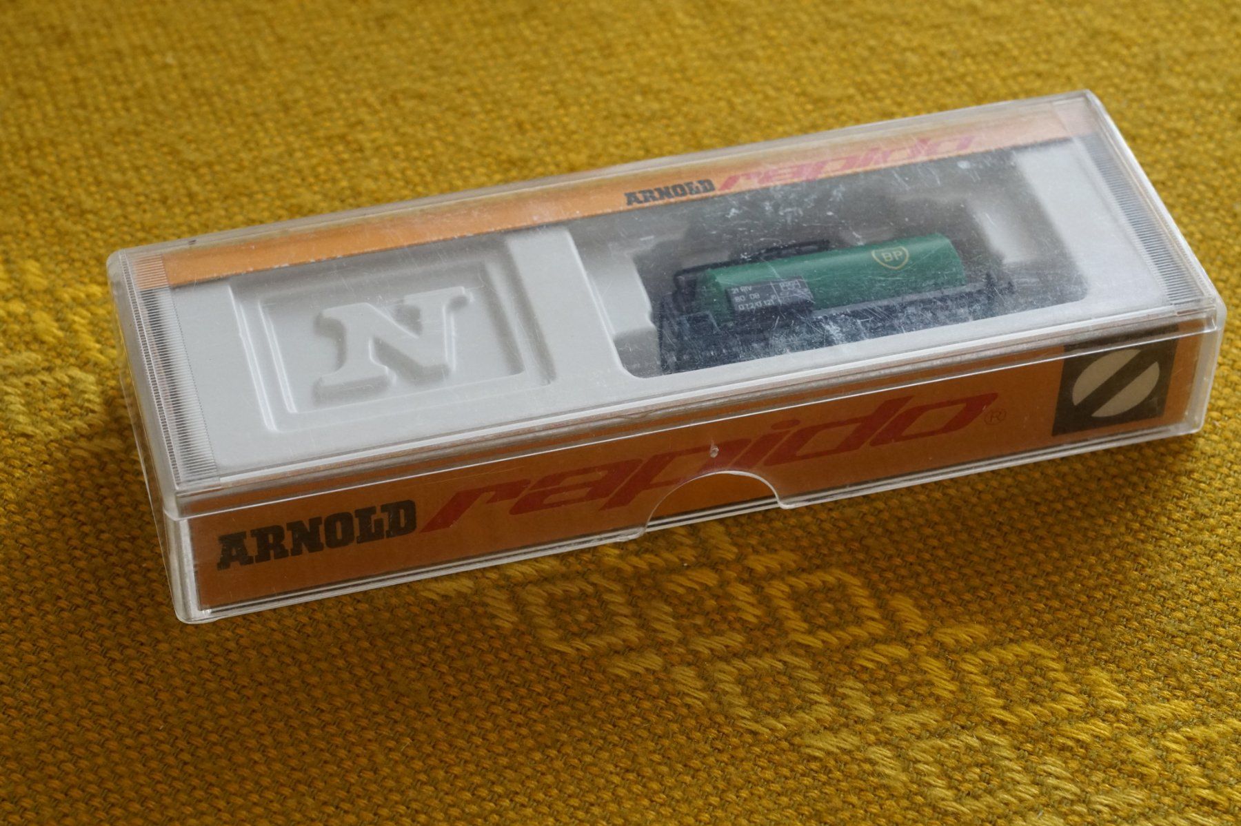 Arnold Modellini di ferrovie: Zisternenwagen BP ARNOLD Spur N – Usato da Gränichen venduto da iknow 2