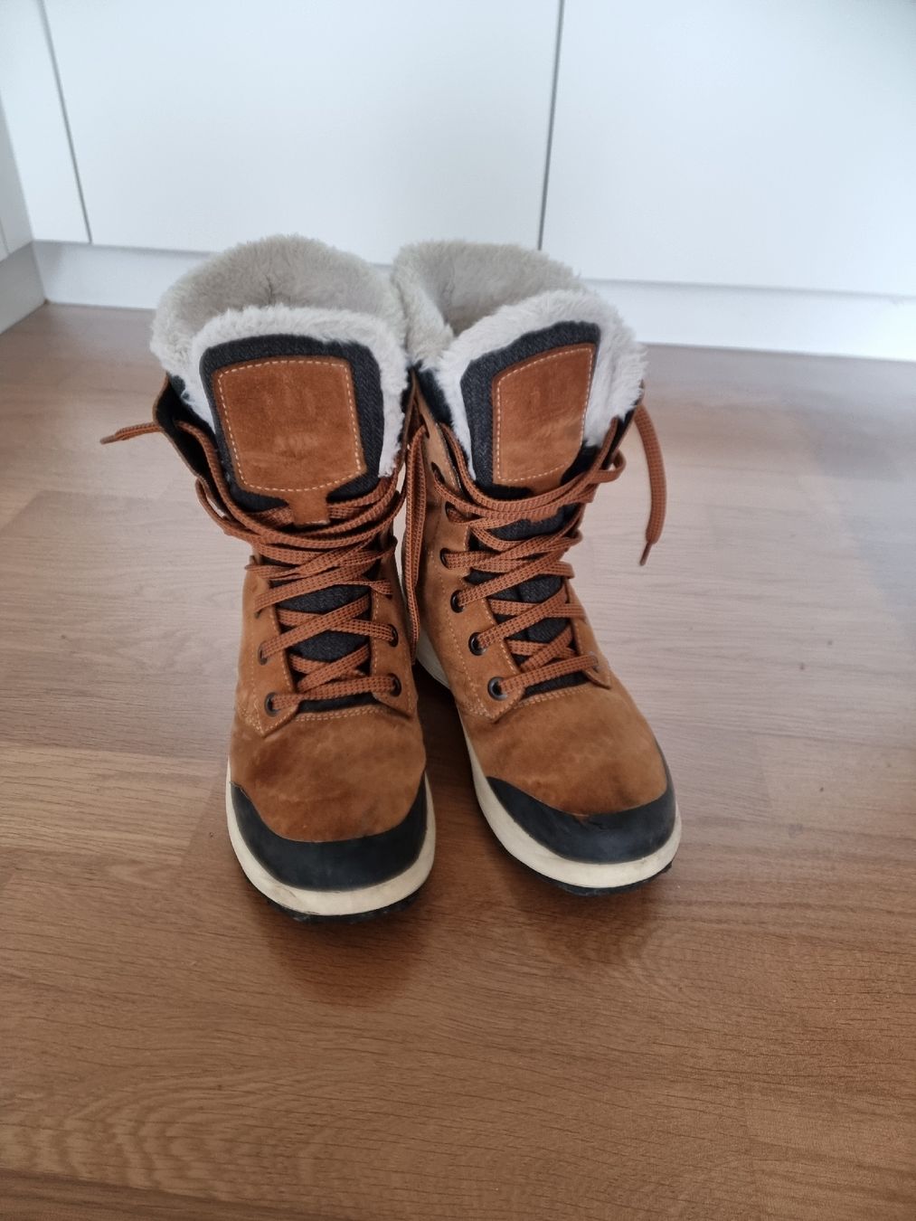 Decathlon Scarpe da donna: QUECHUA Winterstiefel (Gr. 39) – Usato da Zumikon venduto da chv_w96q