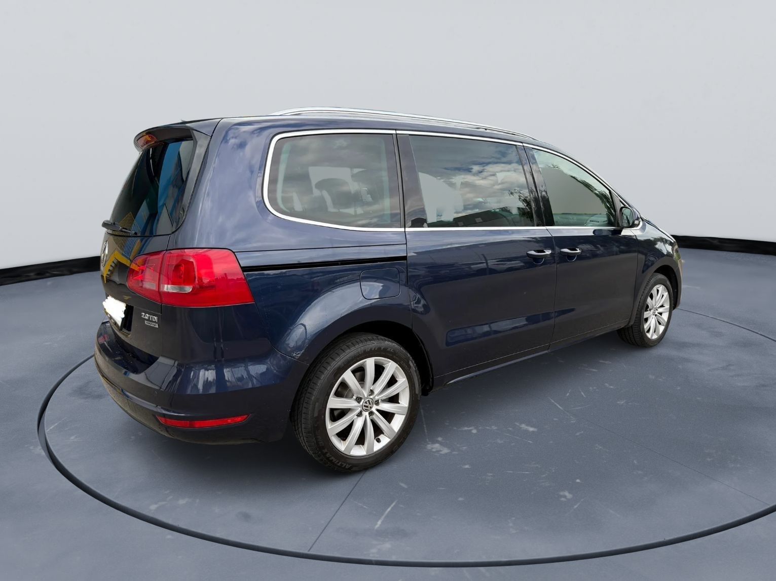 VW Automobili: VW Sharan 2.0 TDI – Usato da Frauenfeld venduto da kic_2x6z 2