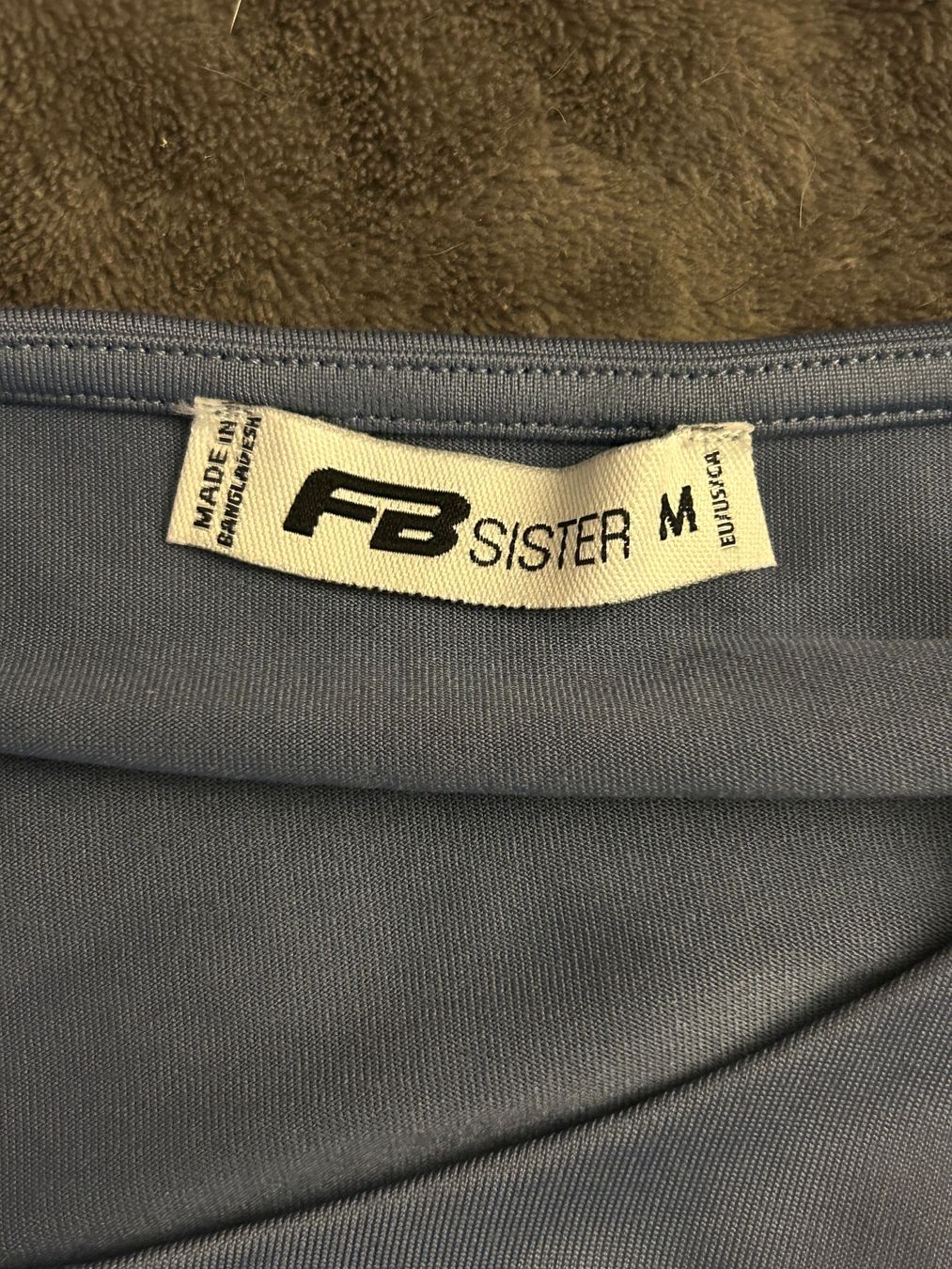 Tops: FB Sister Crop Top Blau Gr. M – Gebraucht aus Oberkulm von angela_05 2