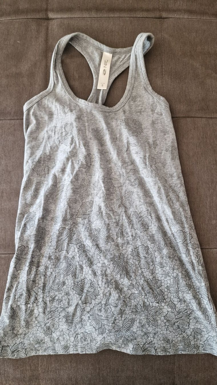 Tops: Yoga Top neu – Neu (gemäss Beschreibung) aus Kerns von onewayticket