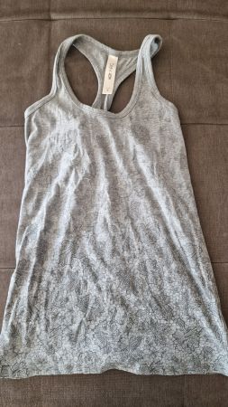 Yoga Top neu