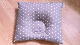 EasyDorm Babykissen Gr. 2 - Sternendesign, Top Zustand!