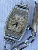 Une belle montre début du siècle mécanique WARWICK 