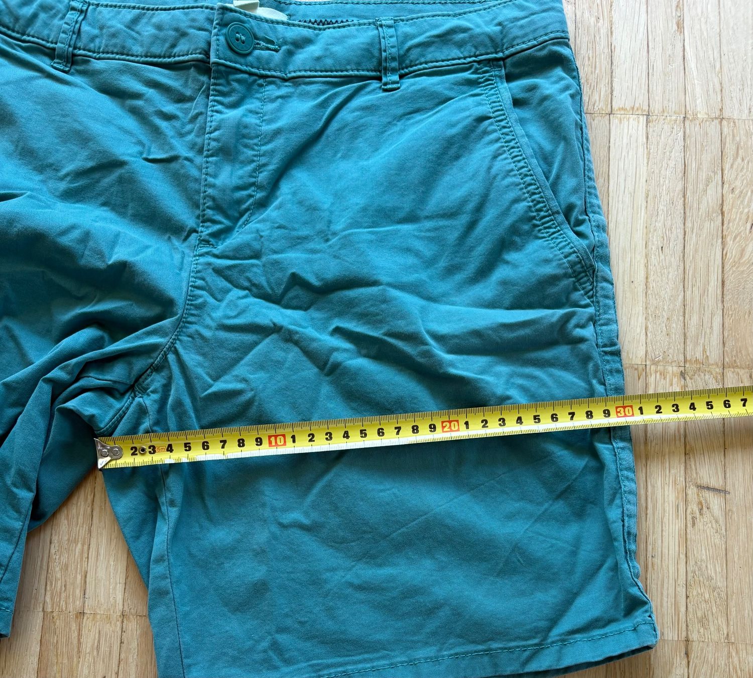 Esprit Pantaloni: Esprit Turquoise Shorts, Size 38 – Usato da Nyon venduto da Iamher 2