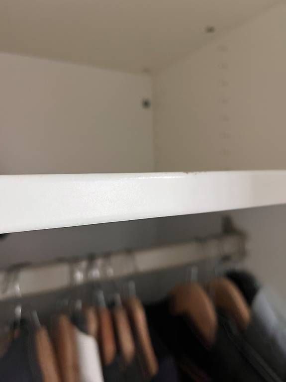 Schränke: Kleiderschrank  – Gebraucht aus Fällanden von jorich 2