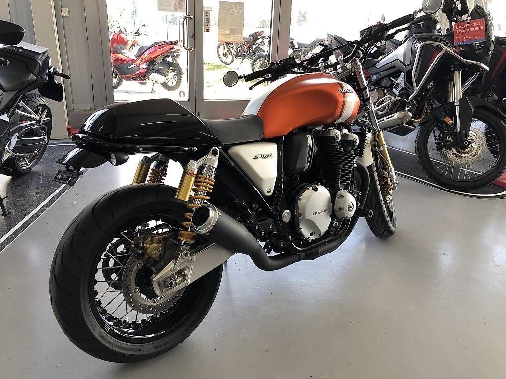 Alle Motorradersatzteile: Pièces neuves à débarrasser – Gebraucht aus Gilly von CBJB 4