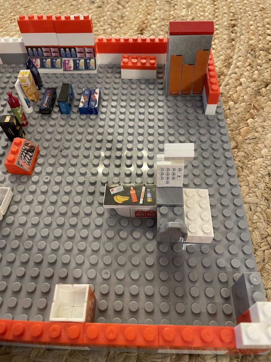 Lego Spielzeuge: Migros Lego – Gebraucht aus Windisch von rascale 1