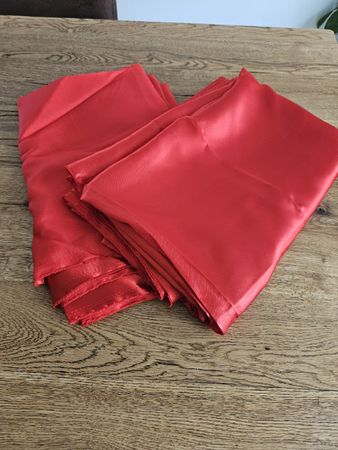 Stoff rot glänzend, Neu! Je 2m x 1.5m