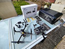 Hubsan 501S X4 Air Drohne mit viel Zubehör