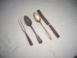 Besteckset Gabel Loeffel Messer alt gebraucht