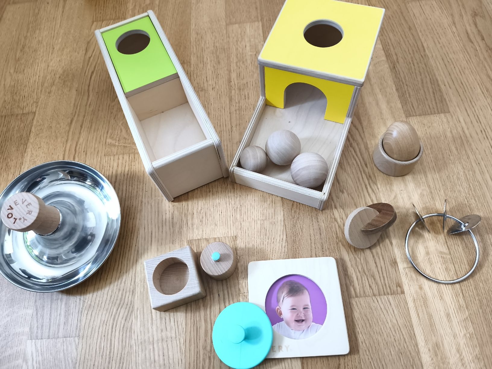 Giocattoli: Lovevery Spielsachen  – Usato da Näfels venduto da ChocolateMuffin