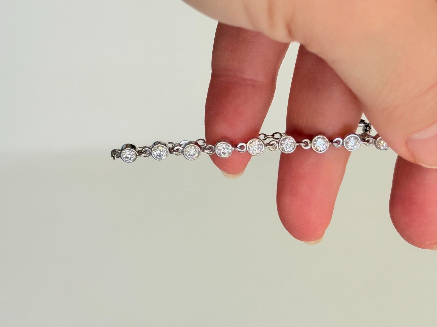 Bracelets: 3mm Moissanite Bracelet 7" – Neuf avec emballage d'origine à Genève par AGBERG 3