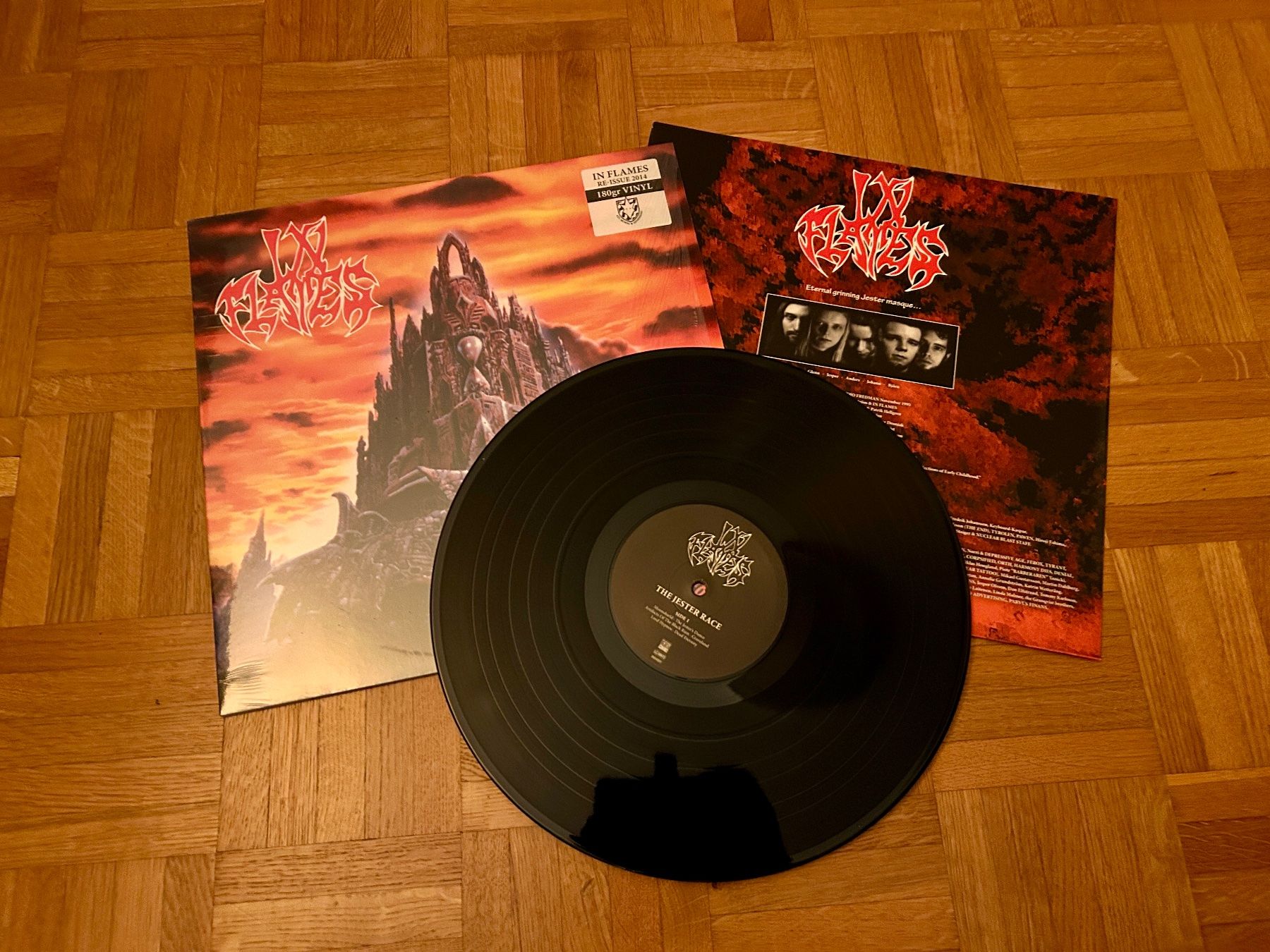 Dischi in vinile: In Flames - The Jester Race - Réédition 2014 – Nuovo (secondo la descrizione) da Chexbres venduto da Roblieron