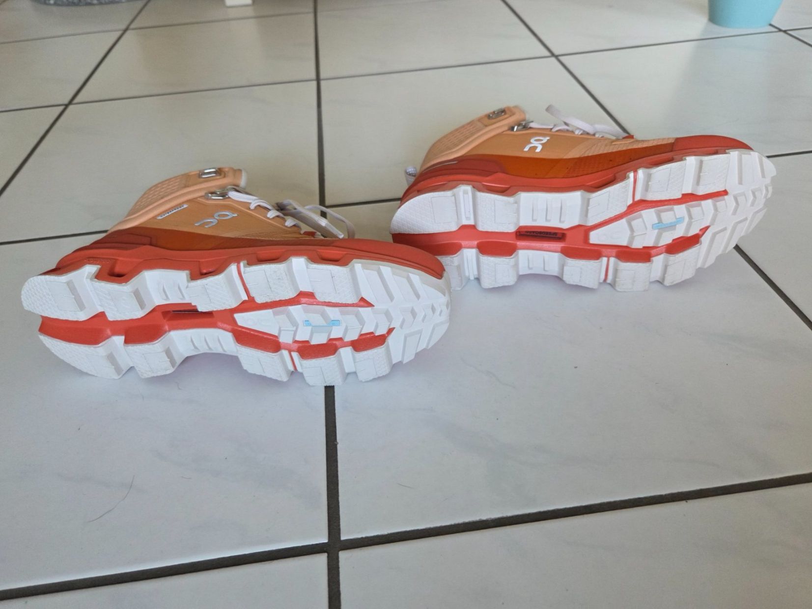On Chaussures femmes: On Cloudrock Waterproof – Neuf (Voir description) à Fislisbach par Steffi_B. 2