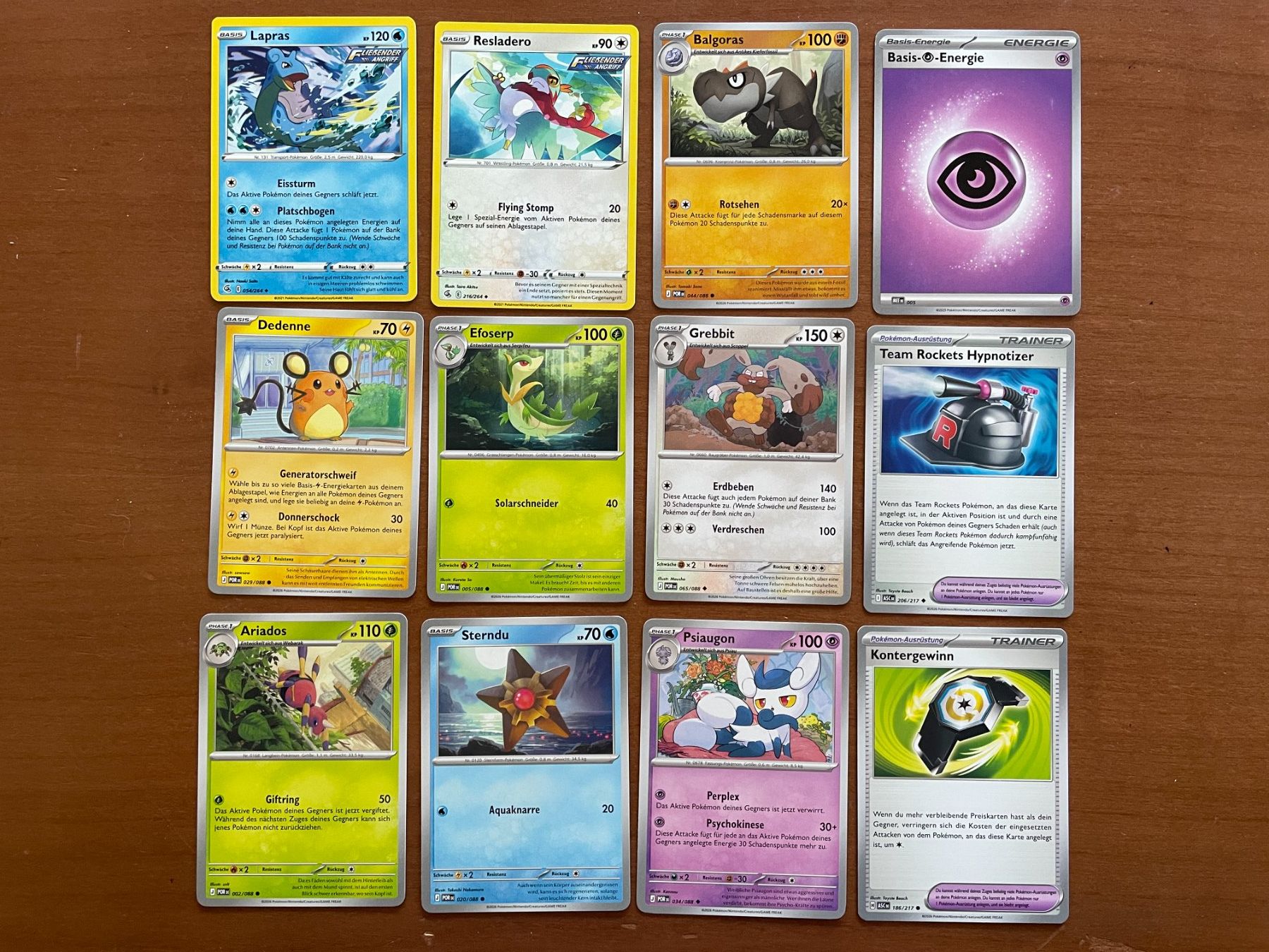 Pokémon Carte collezionabili: Pokemon 12er Karten Set (Versand gratis) – Nuovo (secondo la descrizione) da Chur venduto da Angerson