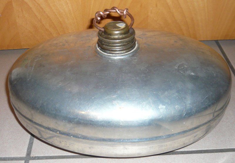Altri elettrodomestici e apparecchi d’epoca: Antike Bettflasche / Wärmeflasche Antik – Usato da Ruggell venduto da Btt