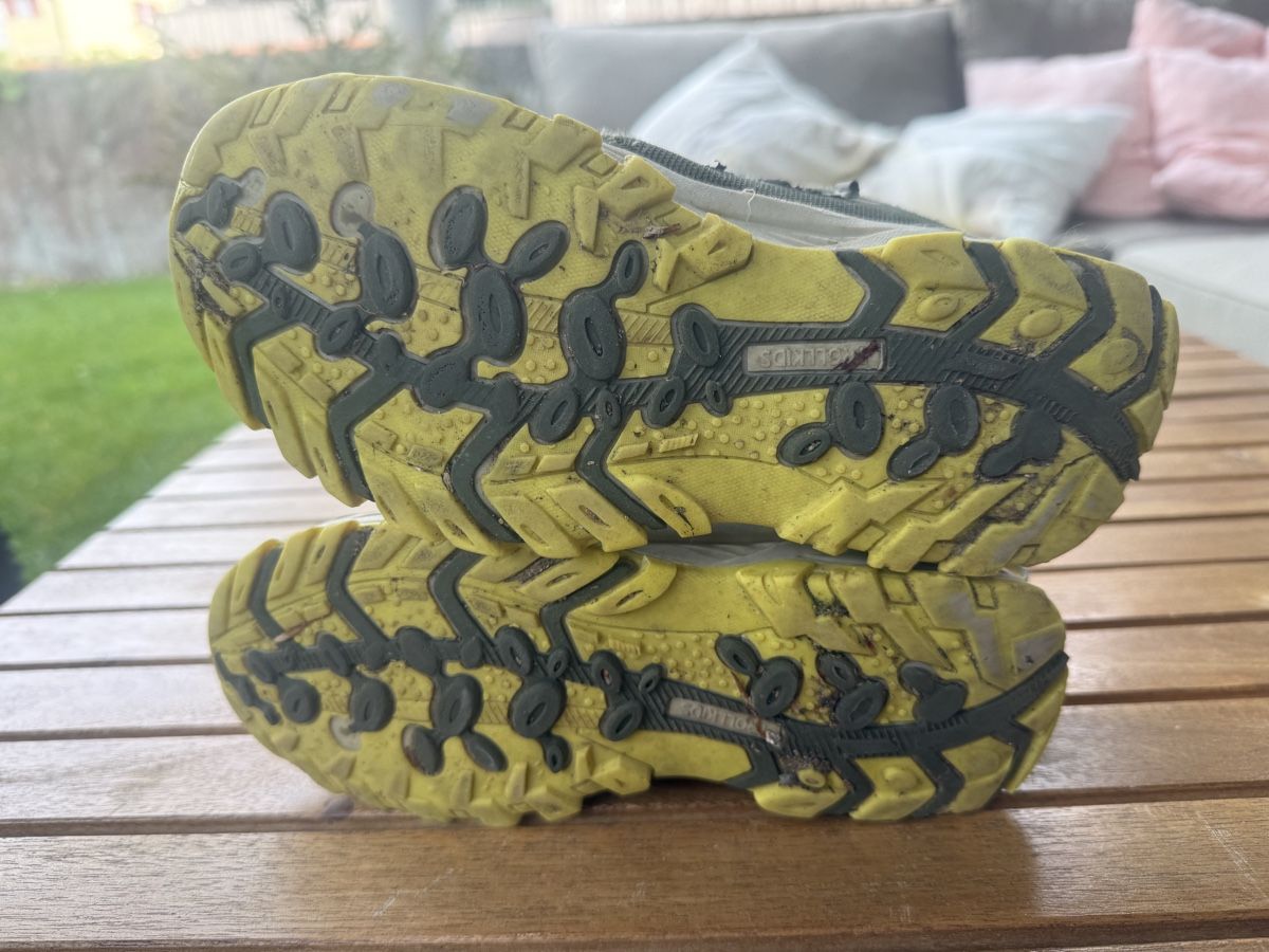 Scarpe per ragazzi: Wanderschuhe Grösse 34 – Usato da Thalwil venduto da val_bm5t 2