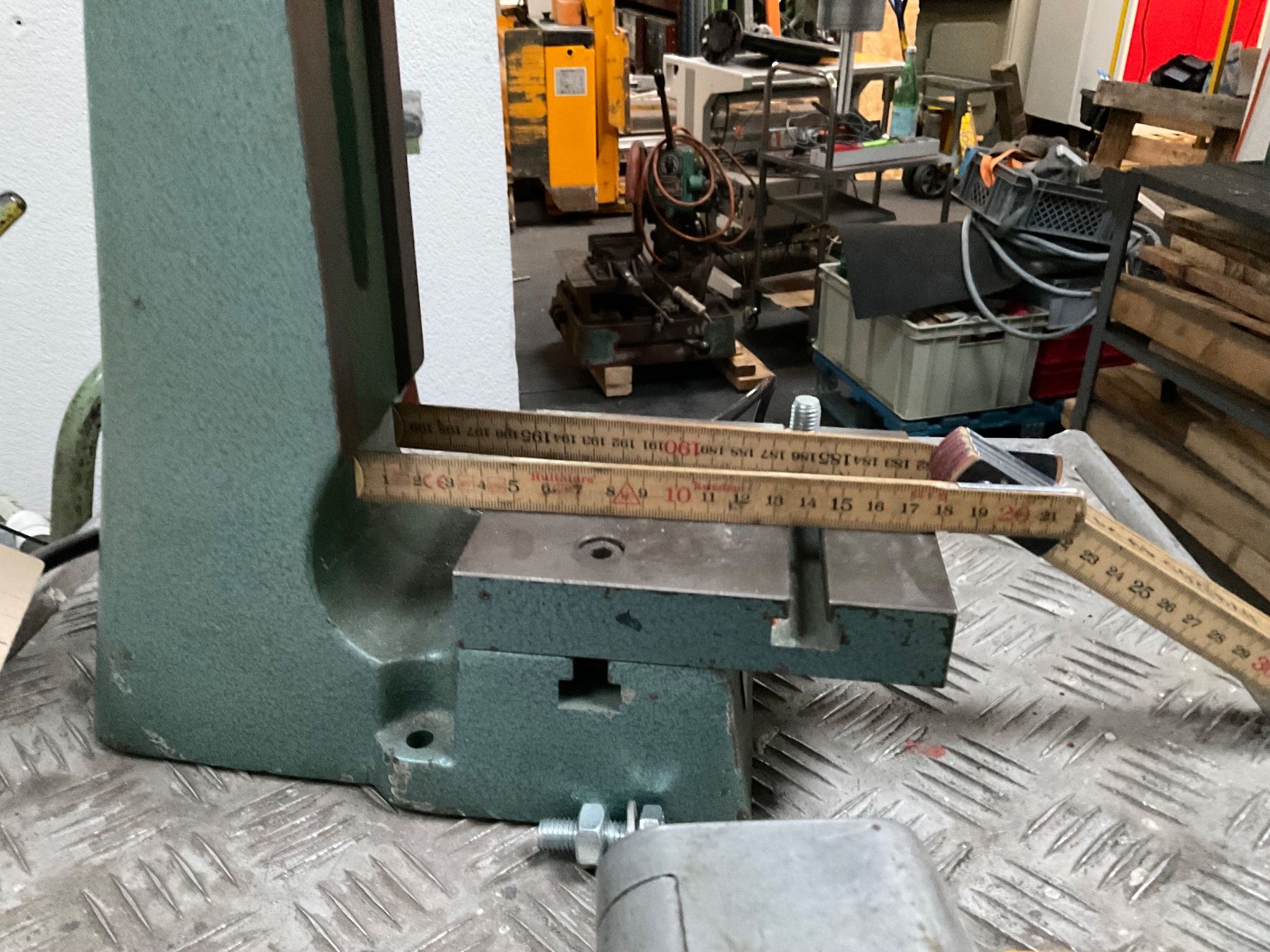 Alle Maschinen: Fabrikations- Werkstattpresse – Gebraucht aus Altnau von Seemoewe 1