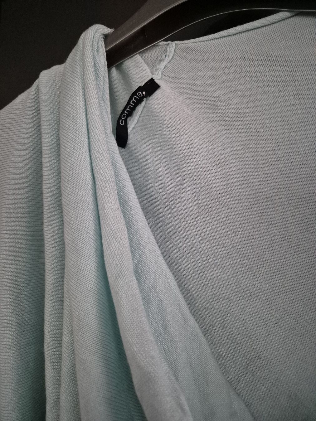 Comma Top: châle de la marque Comma – Nuovo (secondo la descrizione) da Sion venduto da nat_xz7y 2