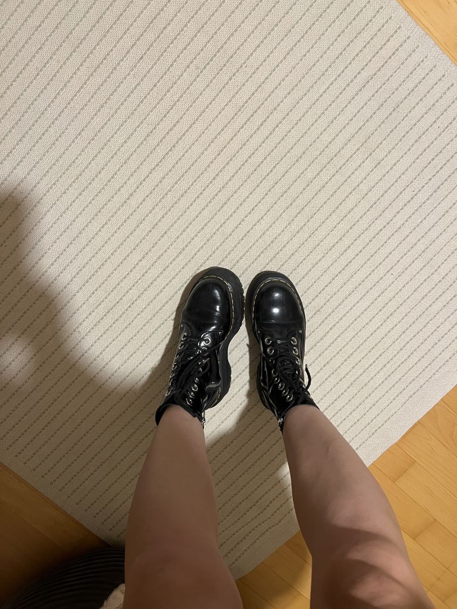 Dr. Martens Scarpe da donna: dr martens jadon max plateau – Usato da Pfäffikon SZ venduto da str_s55r 1