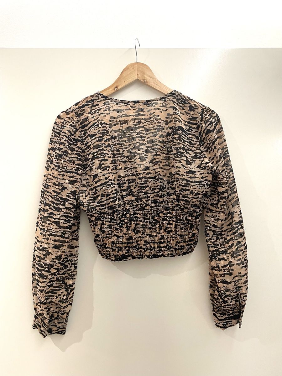 Zara Top: ZARA CROP TOP MIT MUSTER – Usato da Ziefen venduto da Elar_store 1