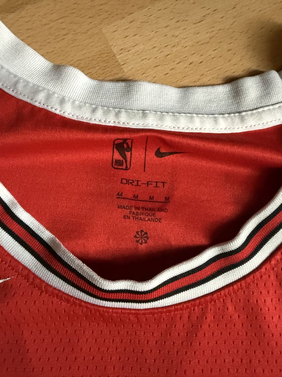 Leibchen & Hosen: Basketball Tank Top mit Shorts – Gebraucht aus Riehen von dku_s9gx 3