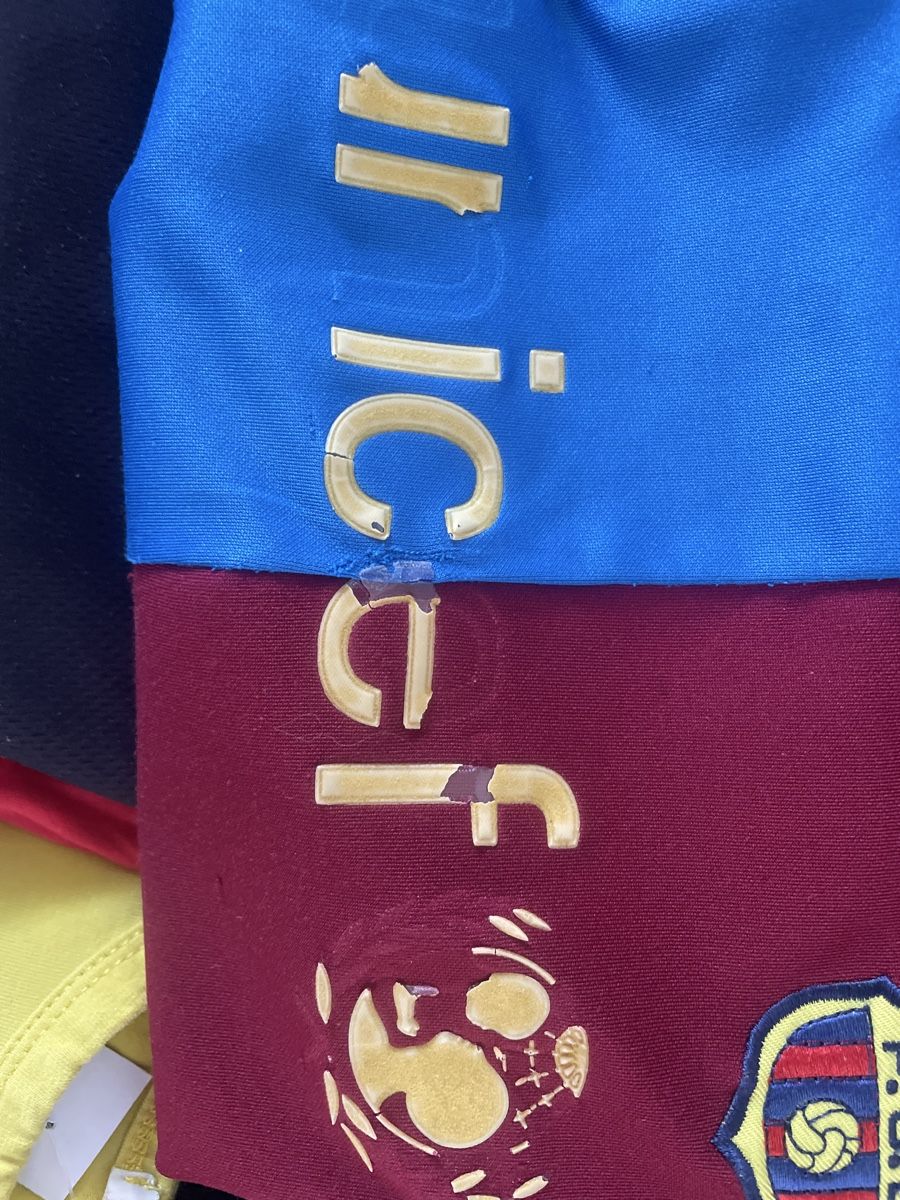 FC Barcelona Scarpe, pantaloni & magliette da ginnastica: FC Barcelona Messi Kinder Trikot, Gr.116 – Usato da Obergerlafingen venduto da cabo4 3