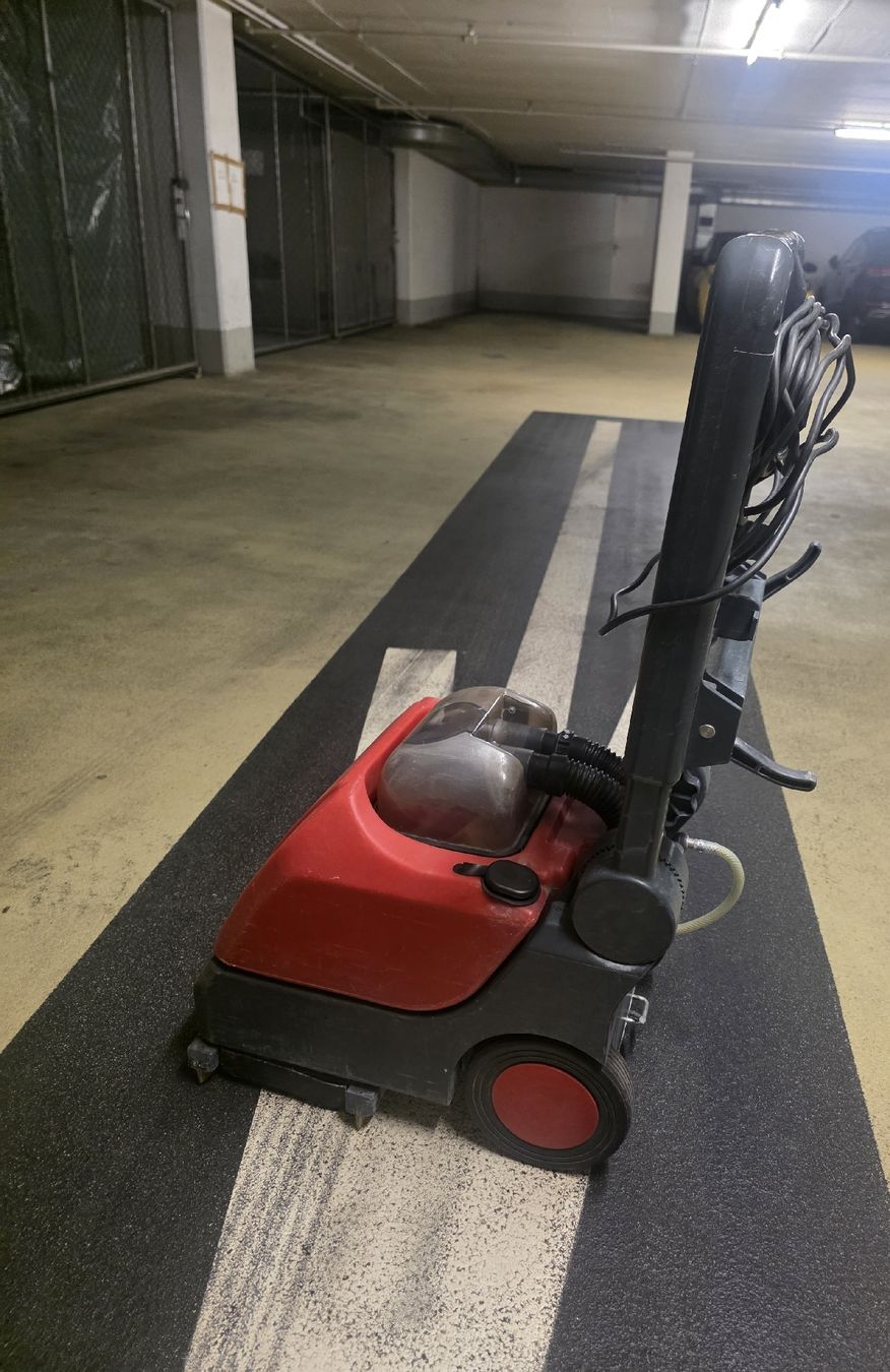 Cleanfix Tutte le macchine: CLEANFIX RA 300E #TASKI WETROK NILFISK KÄRCHER – Usato da Zürich venduto da 5183840711 2