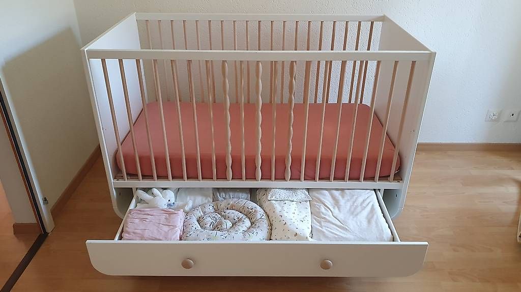 Ikea Betten: Lit bébé MYLLRA avec matelas – Gebraucht aus La Sagne NE von die_56yf 1