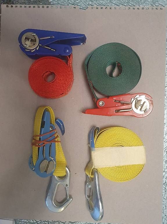 Bindegeräte: Spanngurte-Set – Gebraucht aus Dagmersellen von meierelias