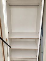 Kleiderschrank weiss 2 Türen guter Zustand