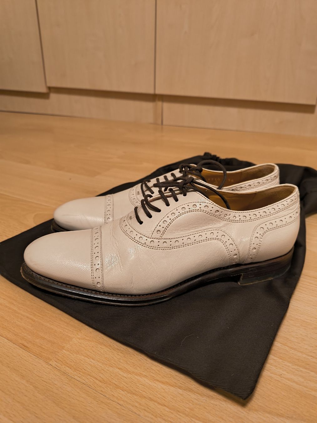 Gucci Scarpe da donna: Gucci Halbschuhe Leder creme – Usato da Zürich venduto da laribuechel 2