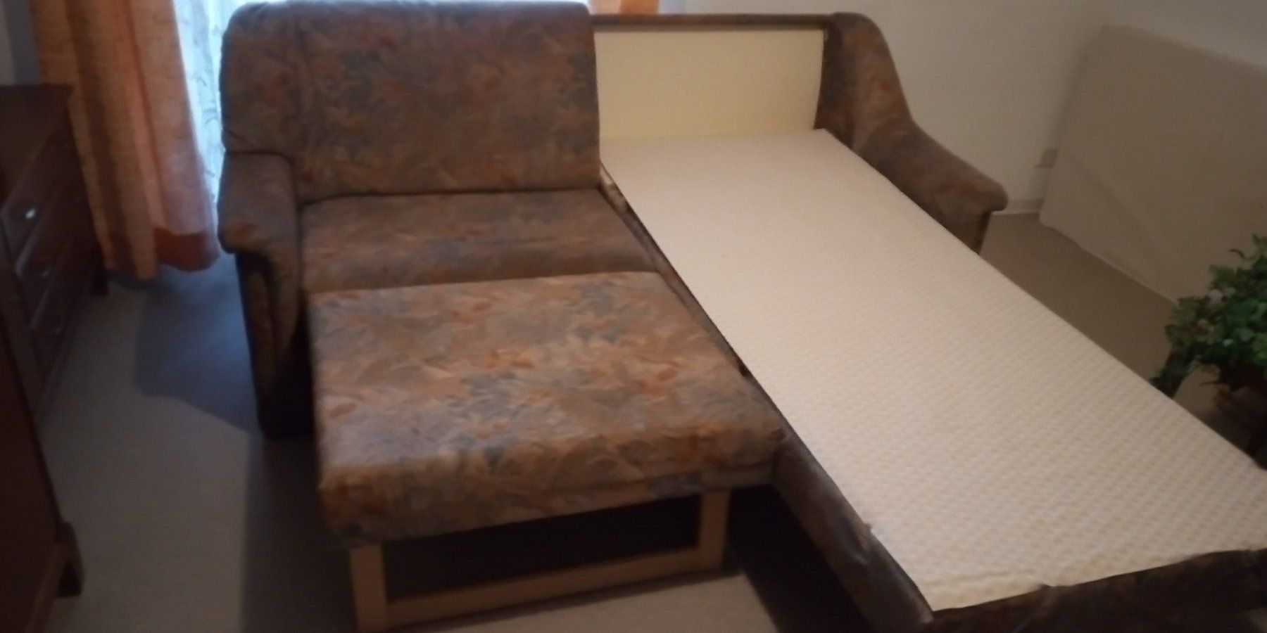 Sofas: Bett-Sofa – Gebraucht aus Illnau von Ueli2012 3