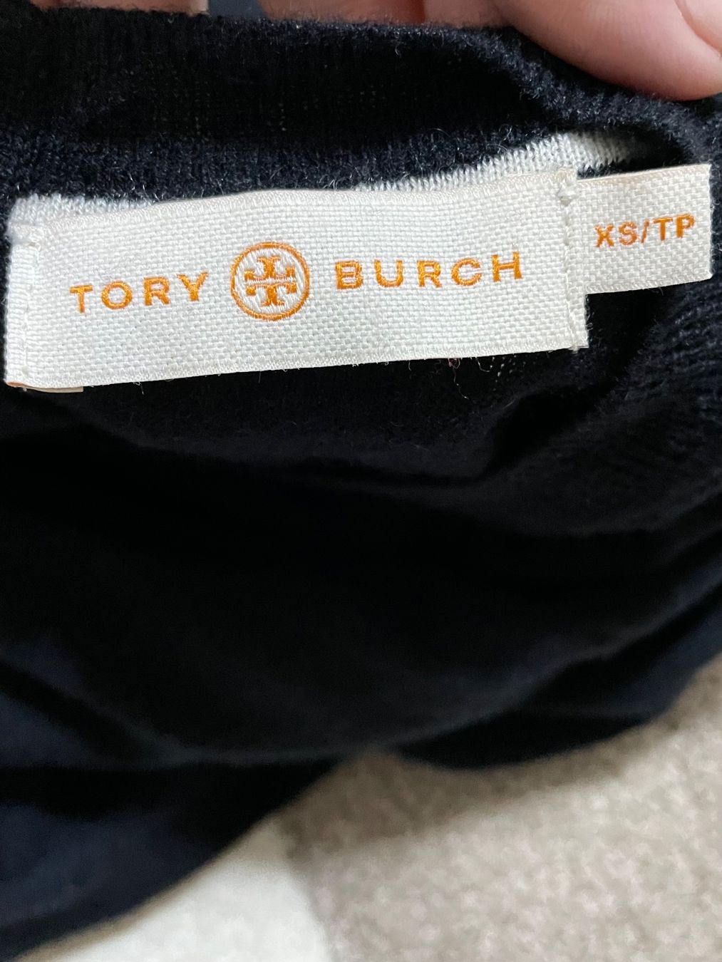Maglioni & Felpe: TORY BURCH PULLOVER AUS CACHEMIRE – Nuovo e nell'imballaggio originale da Zürich venduto da Mina_09 2