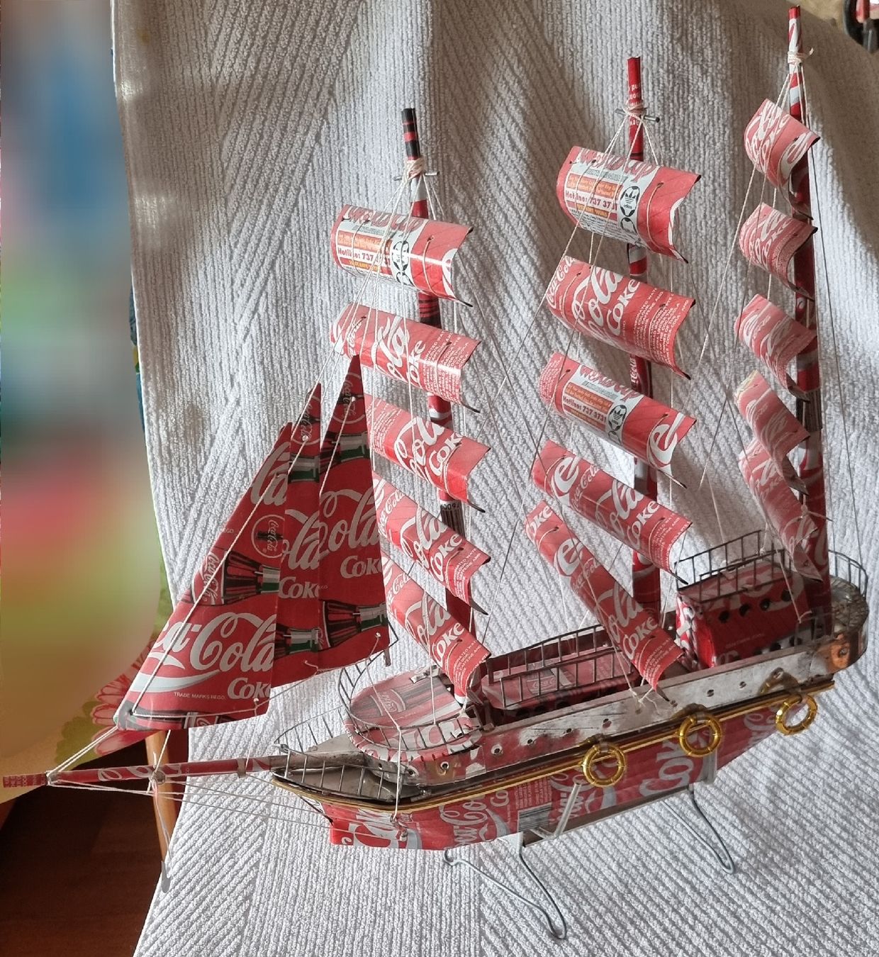Coca-Cola Alle Dekorationen: Coca Cola Schiff – Gebraucht aus Luzern von Luzern_Energy 1